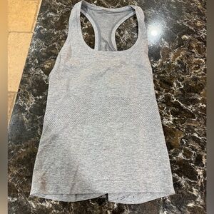 Lululemon swiftly tank waist length